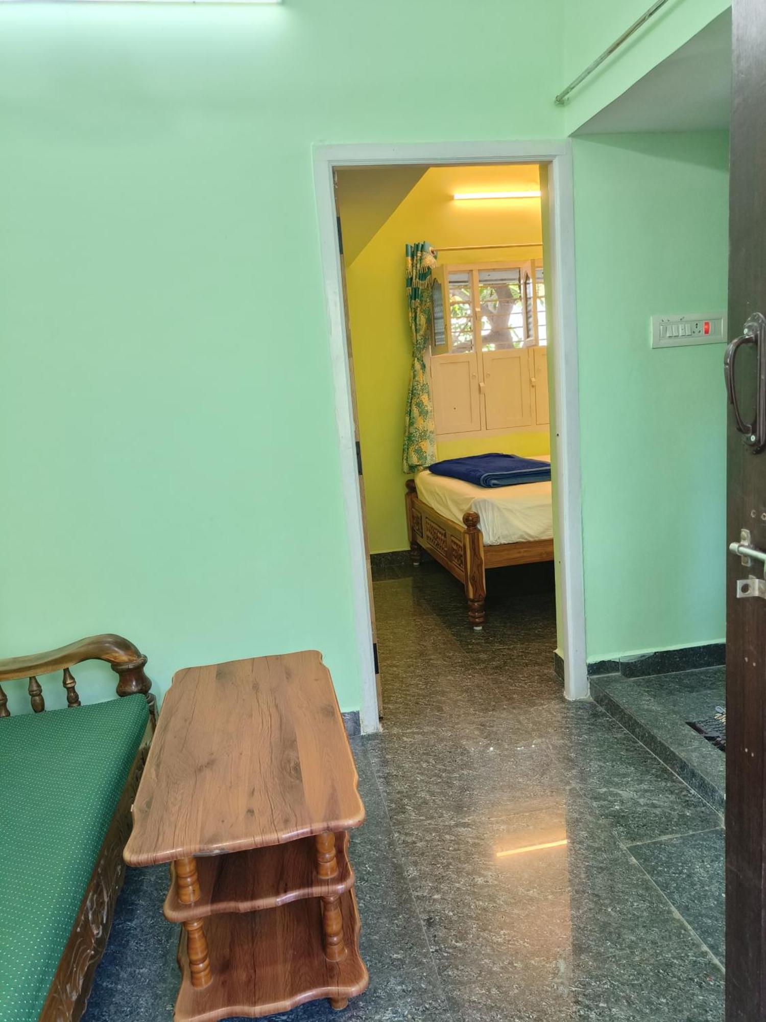 Liya Guest House Tiruvannamalai Ngoại thất bức ảnh