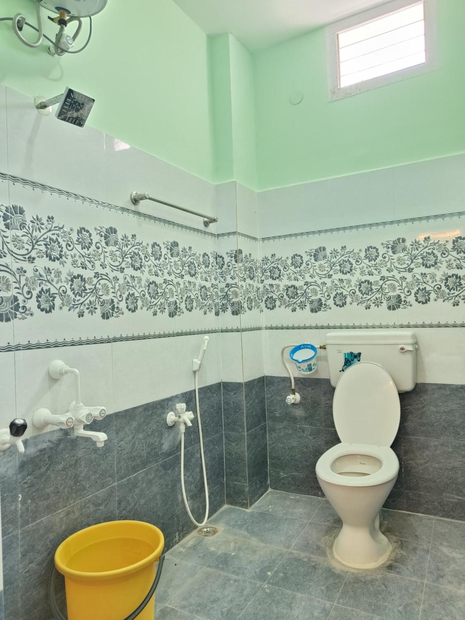 Liya Guest House Tiruvannamalai Ngoại thất bức ảnh