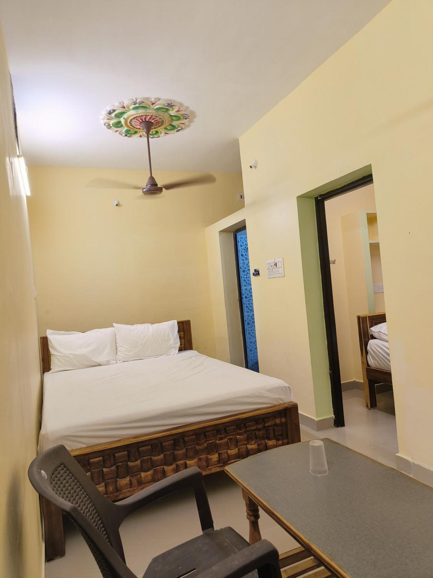 Liya Guest House Tiruvannamalai Ngoại thất bức ảnh