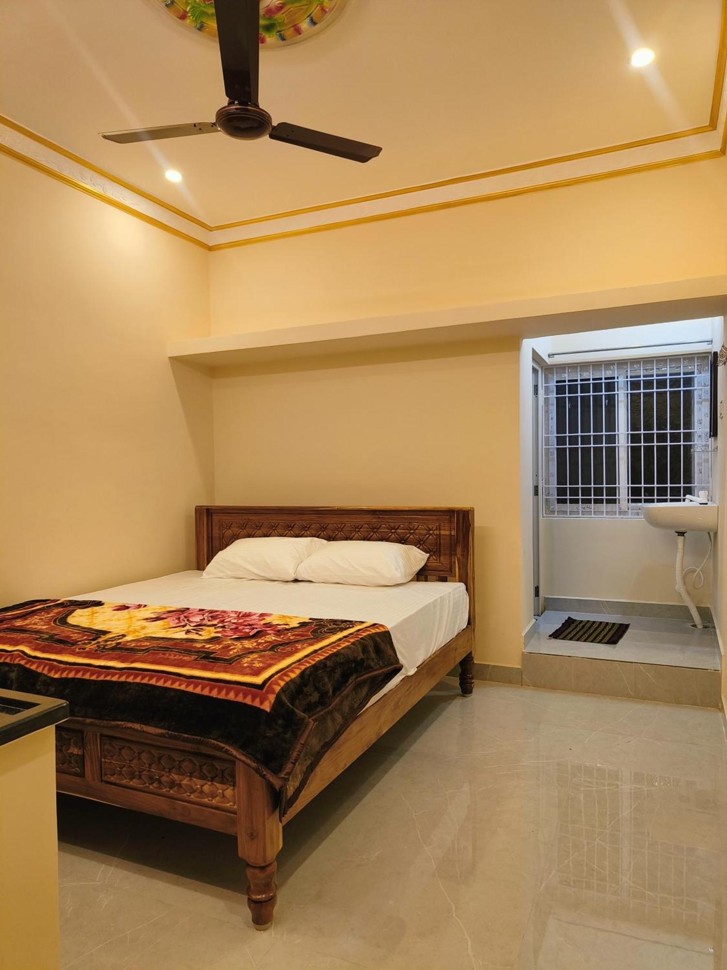 Liya Guest House Tiruvannamalai Ngoại thất bức ảnh